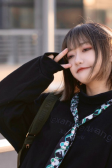 两颗小蜜桃硬了